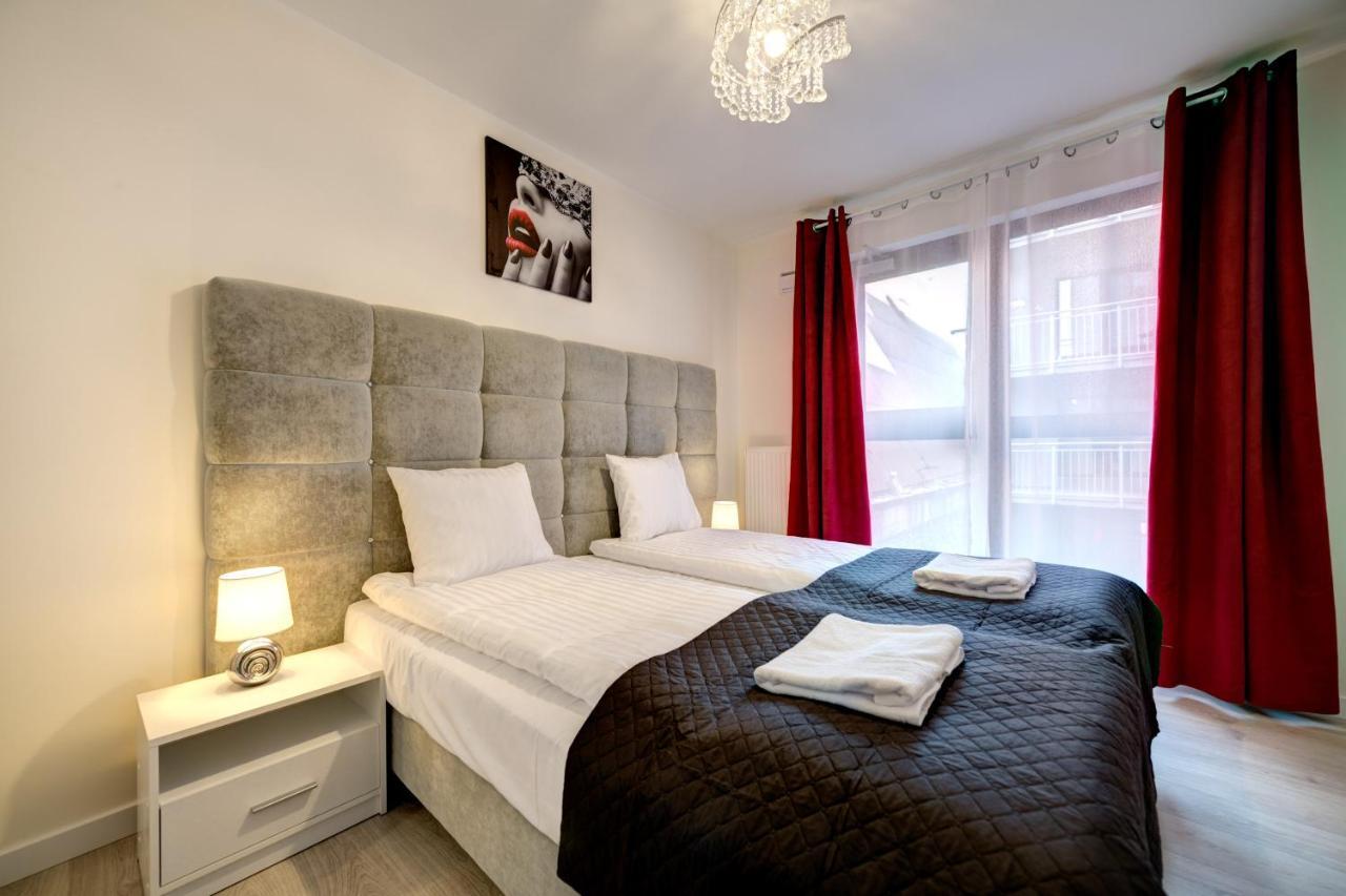 Live & Travel Apartments - Waterlane Island Гданьск Номер фото