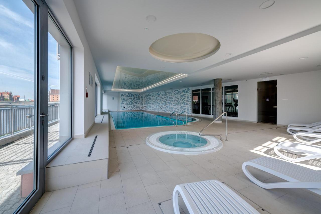 Live & Travel Apartments - Waterlane Island Гданьск Экстерьер фото